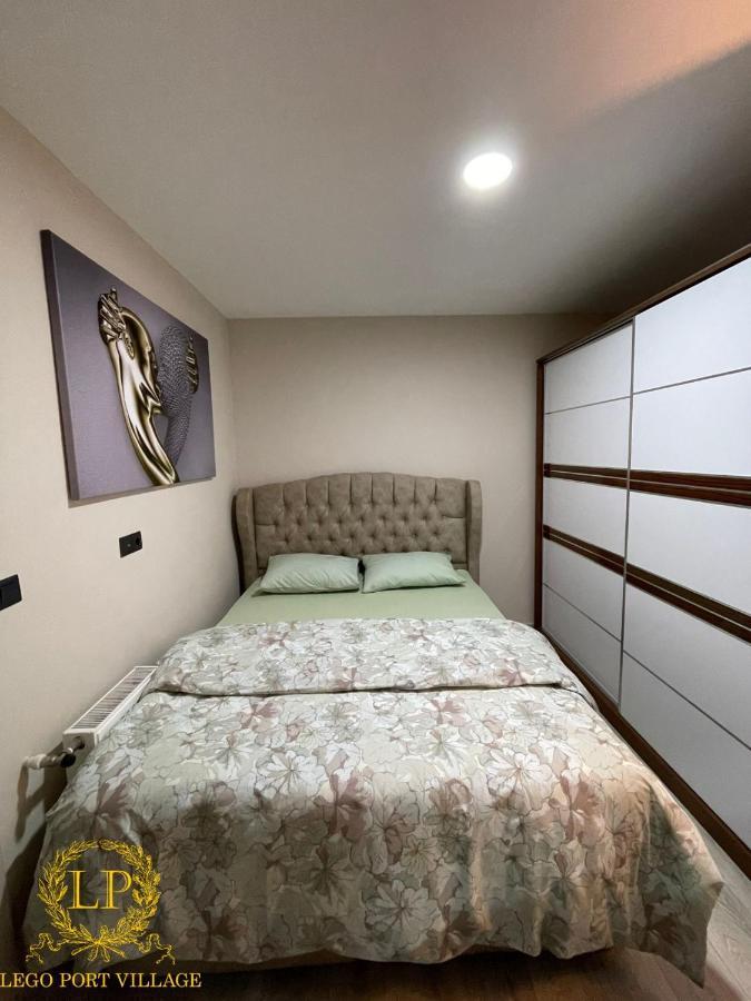 Daire Close Airport,mall Of Shopping Center,tram Station *